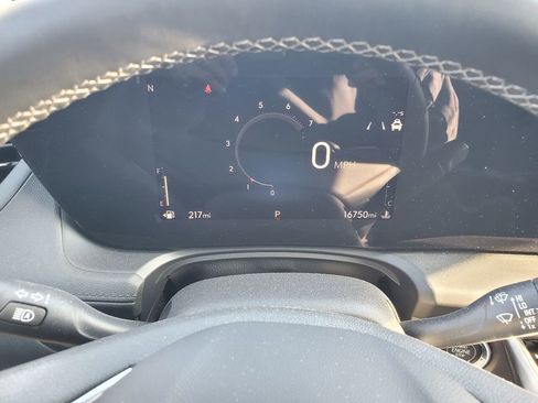Used 2024 Buick Encore GX Preferred FWD image 12