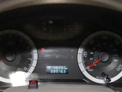 Used 2008 Ford Escape XLS FWD image 11