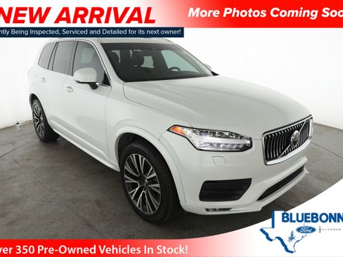 Used 2022 Volvo XC90 T5 Momentum w/ Climate Package image 1