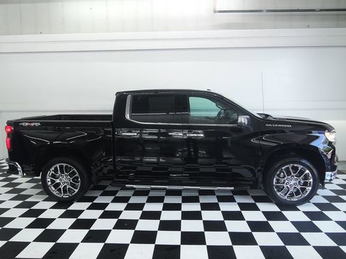 Used 2026 Chevrolet Silverado 1500 LTZ w/ Technology Package AWD/4WD image 2