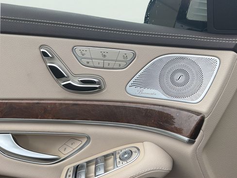 Used 2019 Mercedes-Benz S 450 Sedan image 41