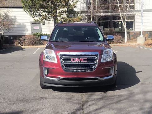 Used 2017 GMC Terrain SLT AWD/4WD image 4