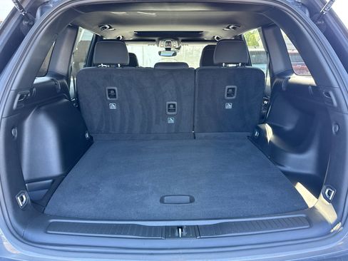Used 2024 Jeep Grand Cherokee Laredo X AWD/4WD image 19