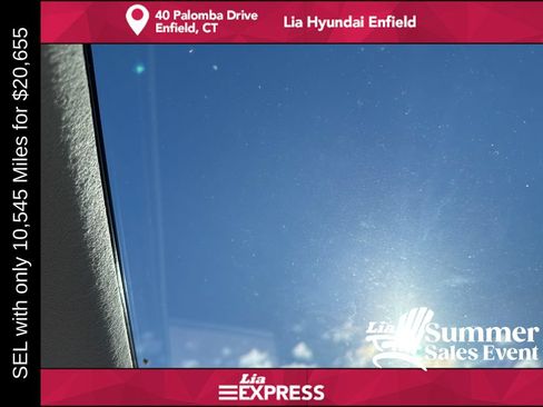 Used 2024 Hyundai Venue SEL FWD image 23