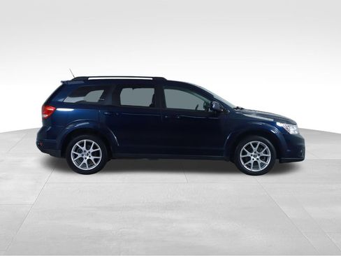 Used 2017 Dodge Journey SXT w/ Premium Group FWD image 12