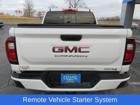 Used 2024 GMC Canyon AT4 w/ Technology Package image 4