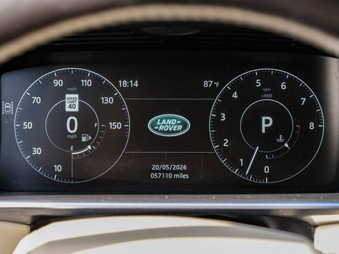 Used 2017 Land Rover Range Rover HSE AWD/4WD image 19