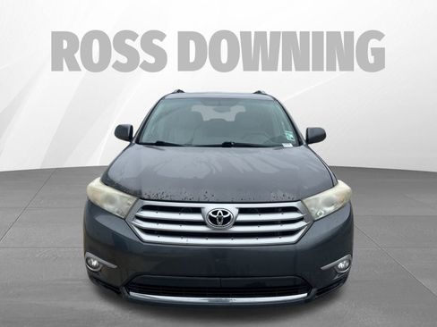 Used 2011 Toyota Highlander 2WD image 2