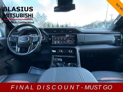 Used 2024 GMC Sierra 1500 AT4 w/ AT4 Preferred Package image 17