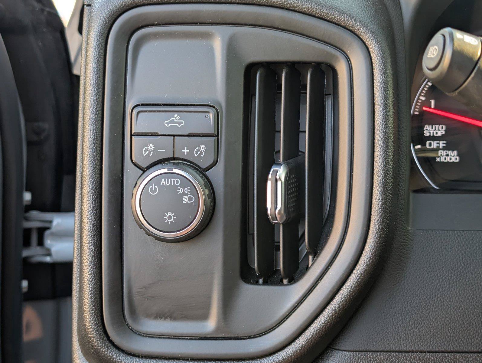 Used 2024 Chevrolet Silverado 1500 Custom w/ Dark Appearance Package RWD image 27
