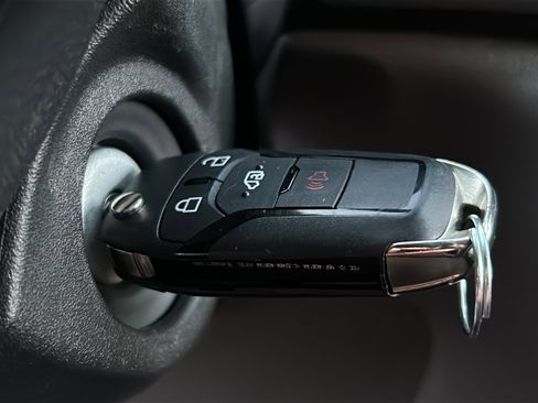 Used 2025 Ford Transit 350 XLT image 36