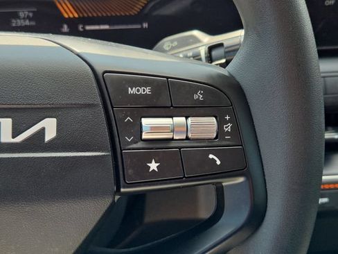 Certified 2026 Kia K4 FWD image 11