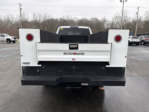 Used 2019 RAM 3500 Tradesman w/ Chrome Appearance Group image 5