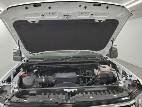 Used 2024 Chevrolet Silverado 2500 LTZ w/ LTZ Premium Package image 11