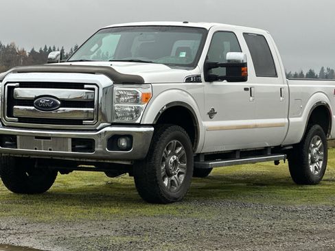 Used 2013 Ford F350 Lariat w/ Lariat Chrome Pkg image 8