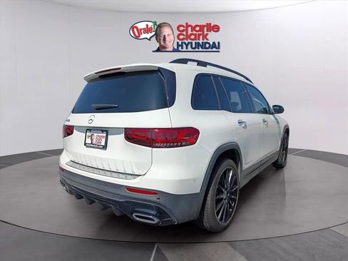 Used 2022 Mercedes-Benz GLB 250 image 3
