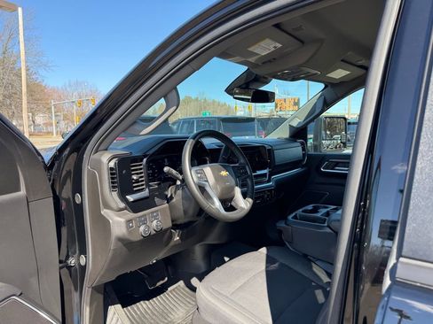 Certified 2025 Chevrolet Silverado 2500 LT w/ Convenience Package AWD/4WD image 20