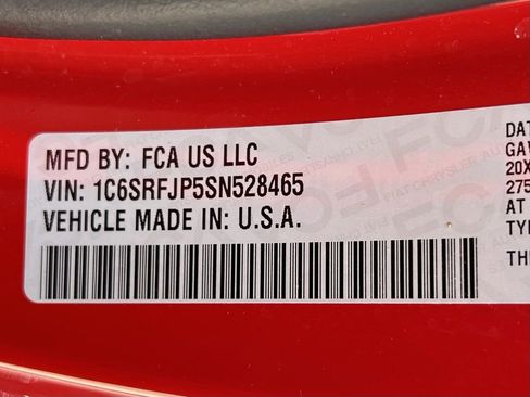 Used 2025 RAM 1500 Laramie image 35