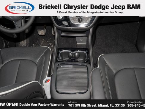 New 2026 Chrysler Pacifica Limited FWD image 26