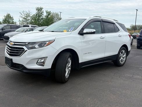 Used 2021 Chevrolet Equinox Premier AWD/4WD image 3