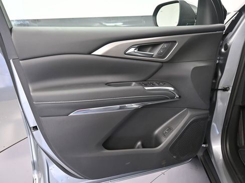 New 2026 Chevrolet Traverse LT w/ Driver Confidence Package image 13