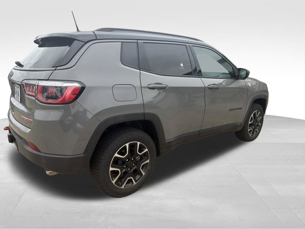 Used 2020 Jeep Compass Trailhawk w/ Cold Weather Group AWD/4WD image 15