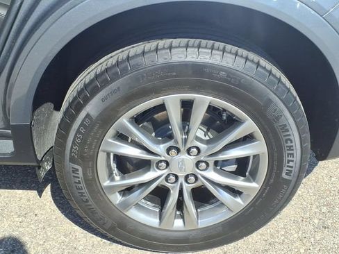 Used 2022 Cadillac XT5 Premium Luxury FWD image 16