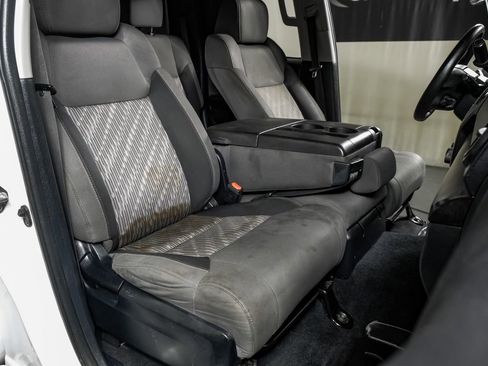 Used 2020 Toyota Tundra SR image 28