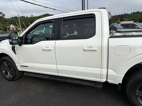 Used 2023 Ford F150 Lariat w/ Equipment Group 502A High AWD/4WD image 3