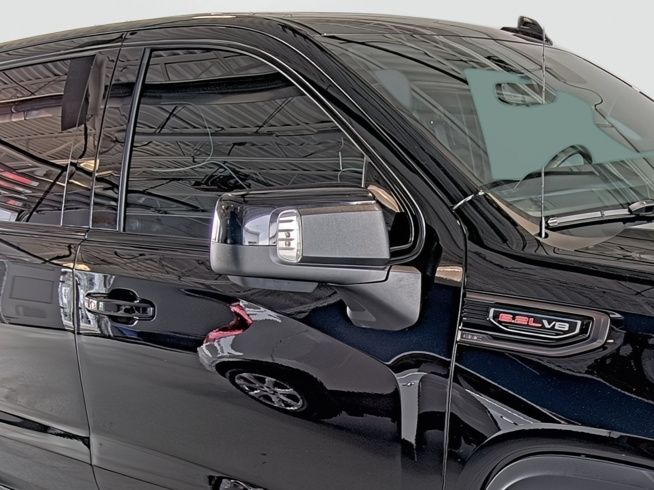 Used 2024 GMC Sierra 1500 AT4X AWD/4WD image 17
