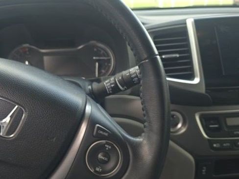 Used 2016 Honda Pilot EX-L image 10