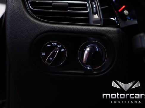 Used 2020 Porsche Macan S image 36