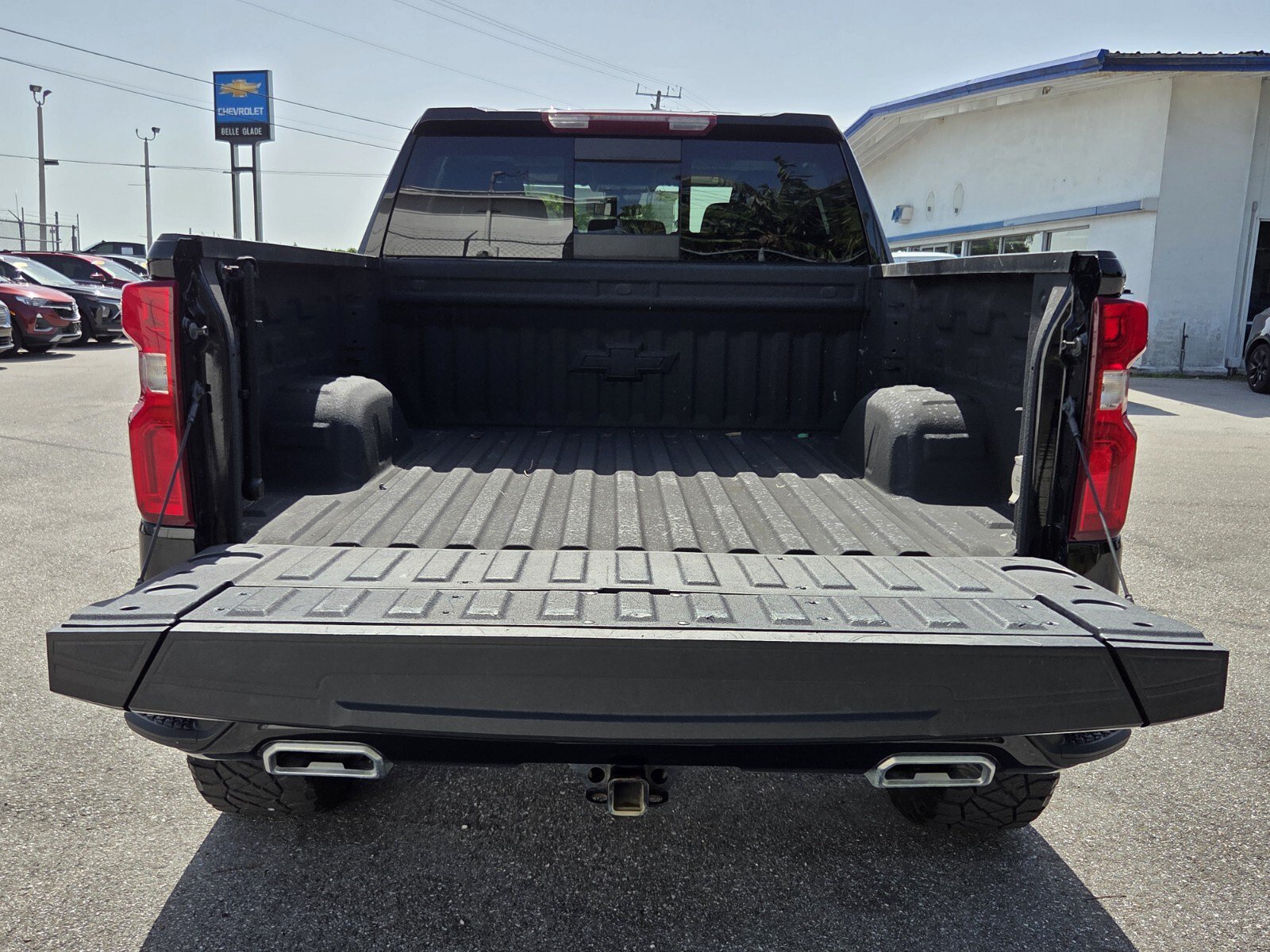 Used 2023 Chevrolet Silverado 1500 RST AWD/4WD image 13