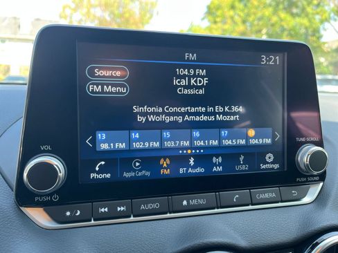 Used 2025 Nissan Sentra SV FWD image 20