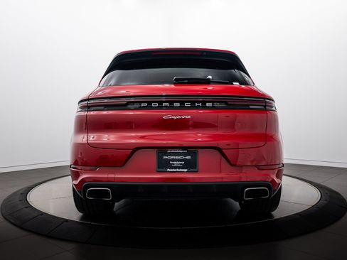 Certified 2026 Porsche Cayenne AWD/4WD image 6