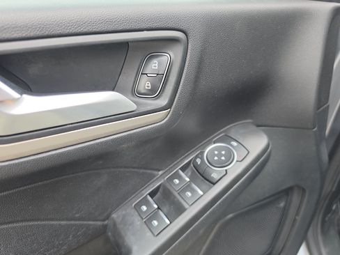 Used 2021 Ford Escape SE w/ SE Sport Appearance Package AWD/4WD image 15
