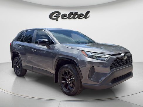 Used 2024 Toyota RAV4 LE FWD image 3