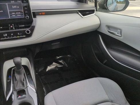 Used 2020 Toyota Corolla SE FWD image 16