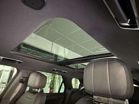 New 2026 Land Rover Range Rover Sport SE AWD/4WD image 11