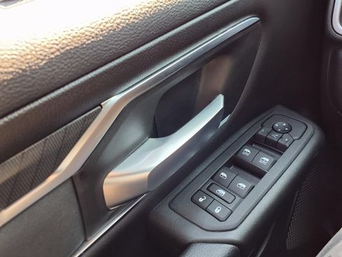 Used 2025 RAM 1500 Big Horn AWD/4WD image 17