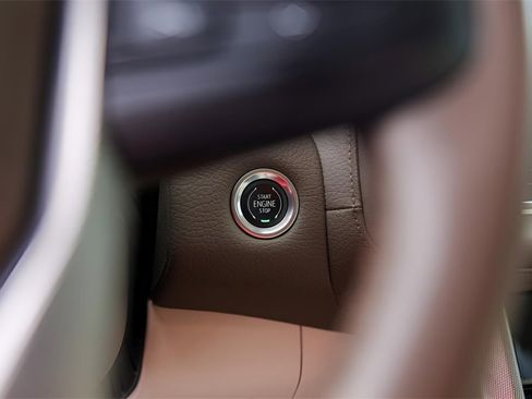 Used 2023 GMC Yukon XL Denali w/ LPO, Floor Liner Package image 22