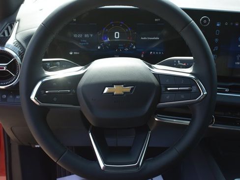 New 2027 Chevrolet Equinox LT FWD image 18