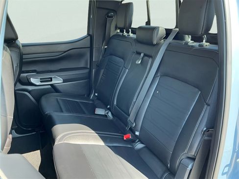 Used 2024 Ford Ranger Lariat w/ Advanced Towing Package image 28