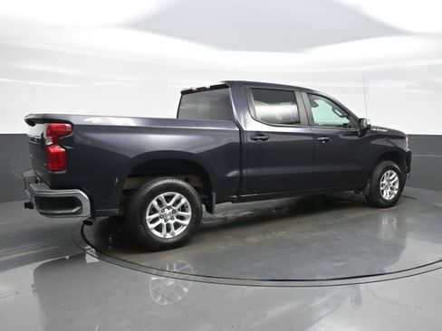 Used 2024 Chevrolet Silverado 1500 LT AWD/4WD image 6