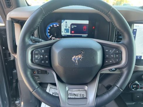 Used 2023 Ford Bronco Wildtrak AWD/4WD image 24
