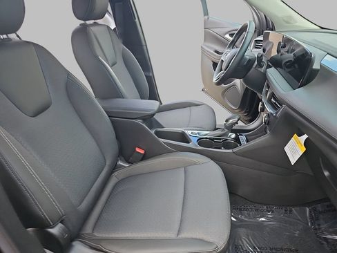 Used 2024 Buick Encore GX Preferred w/ Comfort Package AWD/4WD image 13