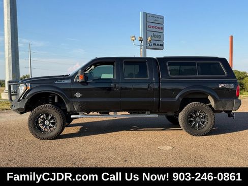 Used 2014 Ford F250 Lariat w/ Lariat Interior Package AWD/4WD image 1