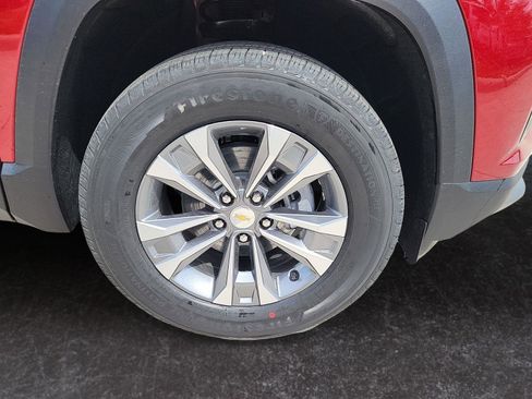 Used 2026 Chevrolet Equinox LT image 24