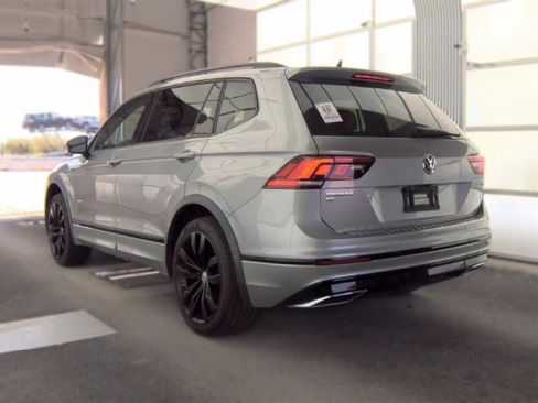 Used 2021 Volkswagen Tiguan SE R-Line AWD/4WD image 5