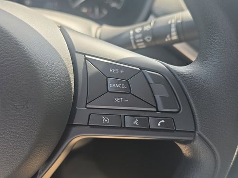 Certified 2025 Nissan Altima 2.5 S FWD image 11